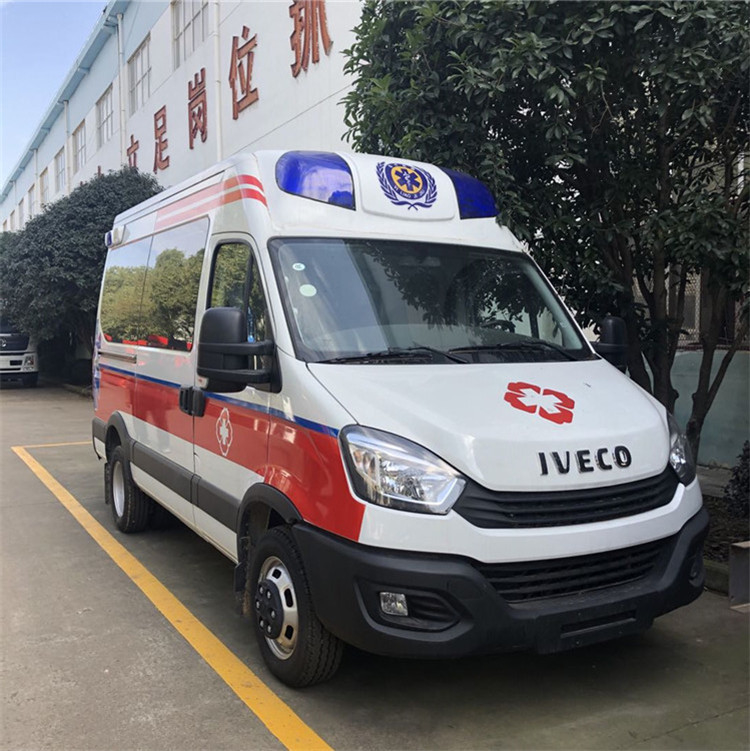 IVECO 4*2 ασθενοφόρων τύπων κινητό ICU καυσίμων diesel μεσαίας ισχύος νοσοκομείο