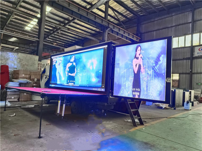 16ft 220V κινητό φορτηγό οθόνης LED 3 πλευρές P4 ψηφιακό φορτηγό LED με ανύψωση οθόνης