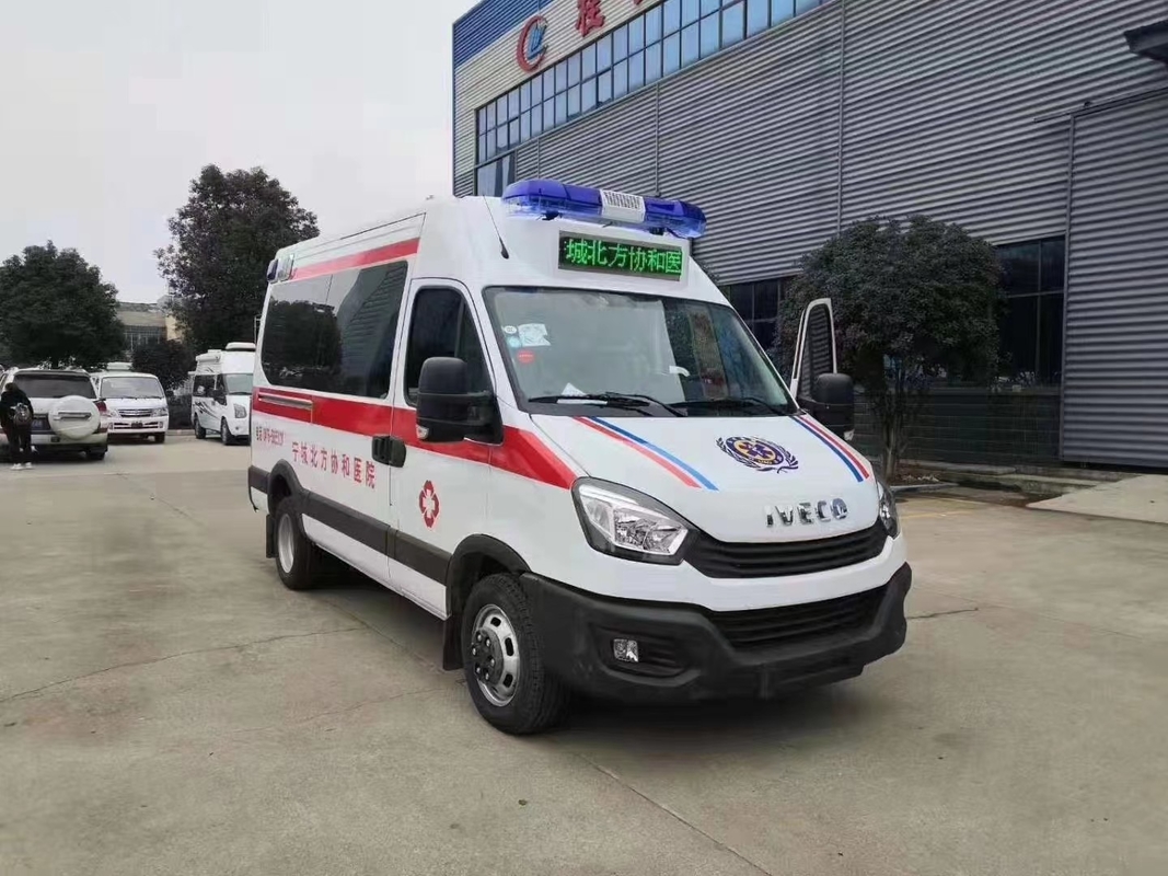 IVECO μεσαίας ισχύος ασθενοφόρο 130 τύπος 4*2 πρώτων βοηθειών diesel Km/H