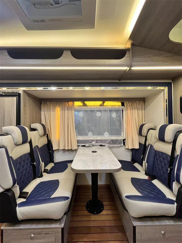Ταξιδιωτικό τροχόσπιτο RV Camper Motorhome γυμνό με κερί από πλοίο Roro ή πλοίο χύδην