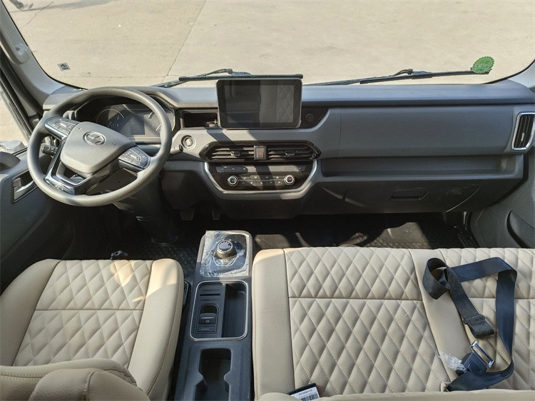 YUEJIN 4x2 Mobile Auto Motorhome Outdoor Luxury RV Caravan Van Για οικογενειακά ταξίδια