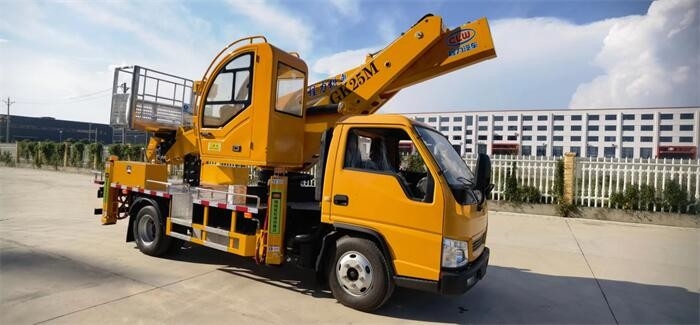 132HP Euro 5 Αεροκίνητο φορτηγό πλατφόρμας εργασίας από Dongfeng Πολυδιάστατο και αποδοτικό