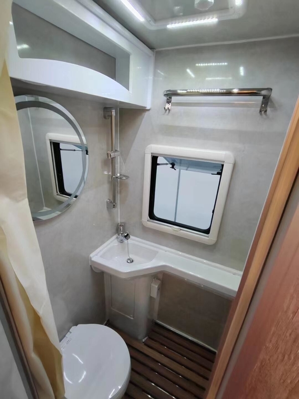 Καραβάνι Rv Yuejin S500 μοντέλο C τροχόσπιτο με χωρητικότητα ύπνου για 4-6 άτομα - CLW OE NO