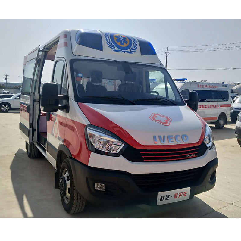 Ασθενοφόρα LHD/RHD με ελαστικά 195/75R16LT Type 4x2 για πώληση