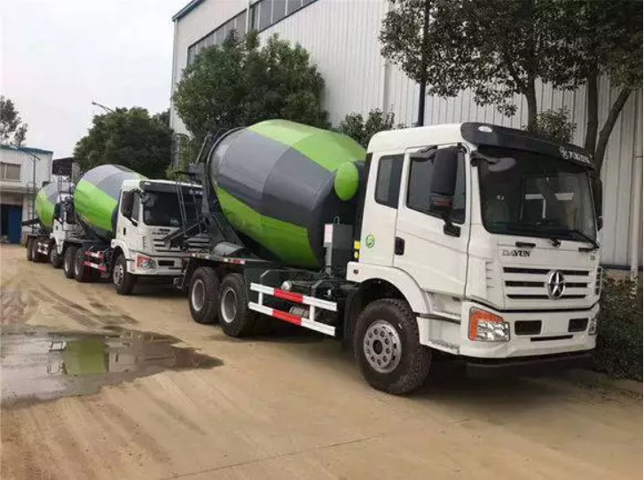6*4 Drive Form Truck Mixer με 3825 1350 mm βάση τροχών και 336 ίππους ισχύος