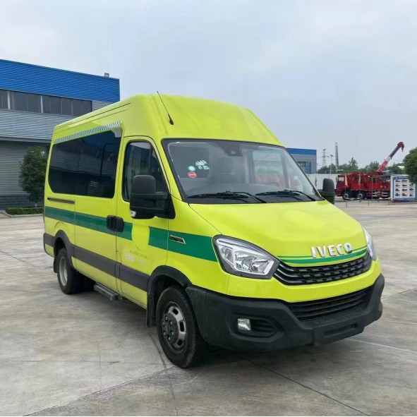 4*2 Iveco ασθενοφόρα Euro 6 κλασικό όχημα διάσωσης έκτακτης ανάγκης με μέγιστη ταχύτητα 145km/h