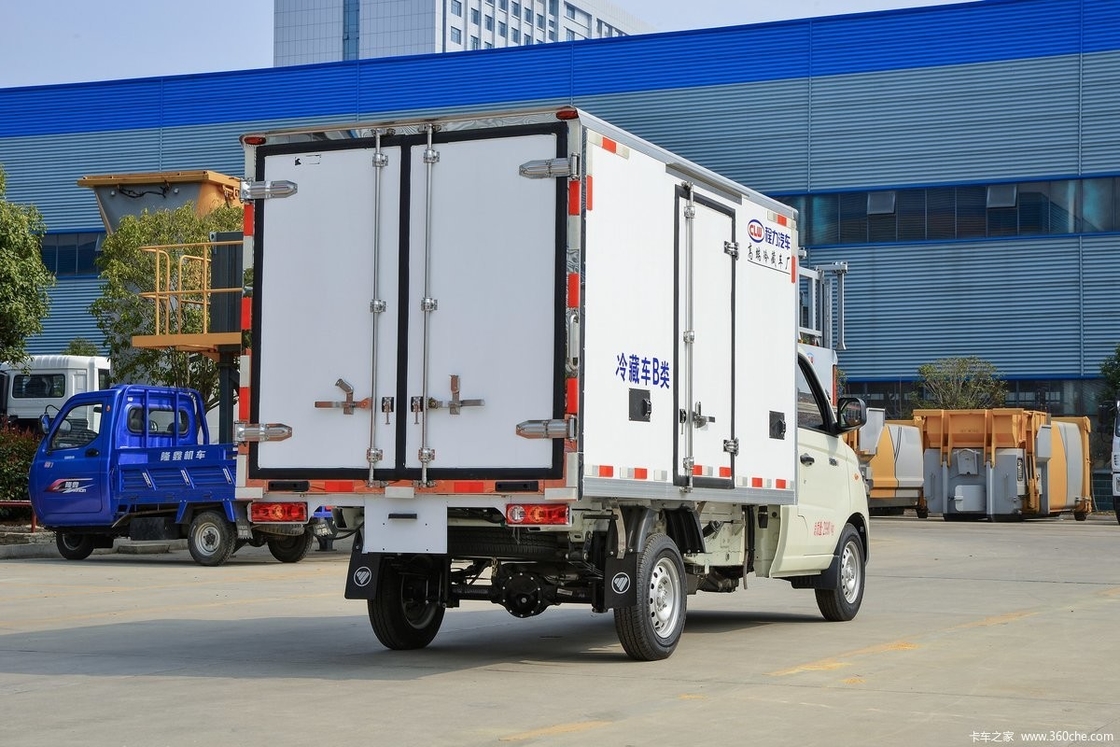 Το φορτηγό ψύξης Dongfeng 4x2 6x4 φορτηγά ασθενοφόρου 10 τόνων -5 έως -15 βαθμούς