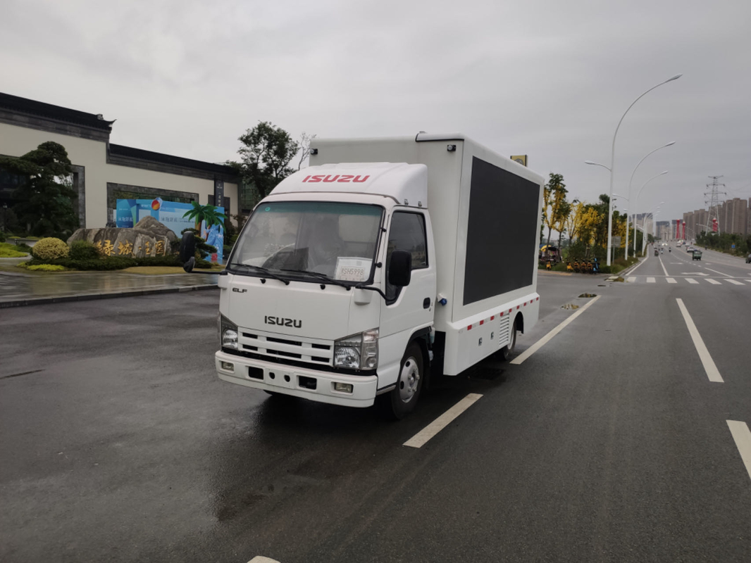 Isuzu P5 P6 P4 φορτηγό τοποθετημένη LED οθόνη 3840 * 1728mm κινητή οθόνη LED ρυμουλκούμενο 102HP