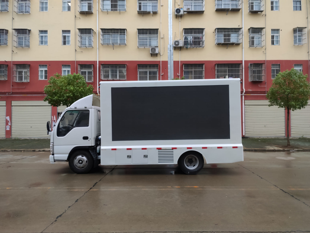 Κινητό φορτηγό 3 πινάκων διαφημίσεων Rhd Lhd φορτηγό οθόνης επίδειξης των οδηγήσεων υψηλής ανάλυσης P6 πλευρών