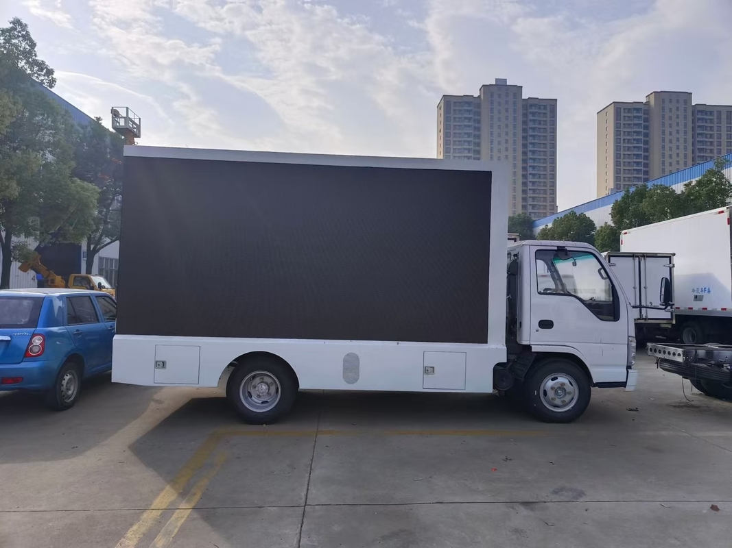 Ιαπωνική μάρκα Isuzu Mobile Led Truck Διαφήμιση P3 P4 P5 Μικρό LED Mobile Led Display Trailer